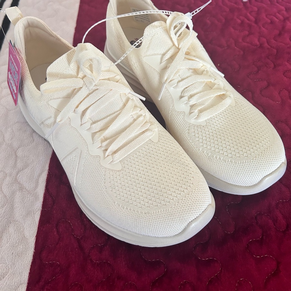 Skechers memory foam
